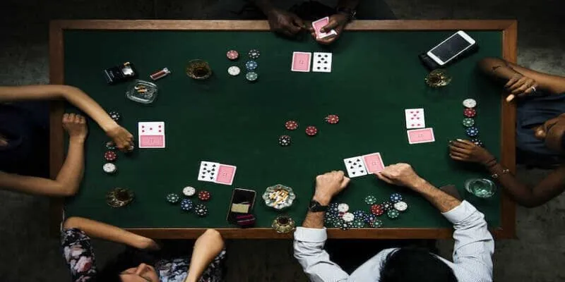 Poker - game bài tồn tại tương đối nhiều thuật ngữ khác nhau
